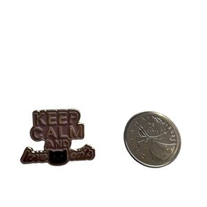 COPY - 🆕 A pin - Keep calm & love cats 🐈
